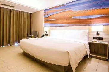 Atour Hotel Qinhuangdao Xiangxi Sea
