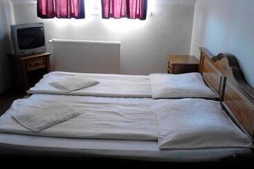 Hotell Horváthkert Panzió és étterem