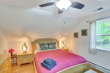 별장 Coloma Retreat W/ Fire Pit, Walk To Beaches!