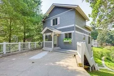 コテージ Decks, Dock & Views: Lakefront Home In Lafollette!