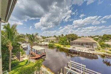 Dom wiejski Luxe Bonita Springs Home < 2 Mi To Beach!