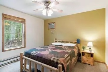 کلبه Coyote Cabin By Avantstay Hot Tub + Walk To Lake