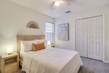 Vidéki Ház Pet Friendly Savannah Home W/ Cozy Fireplace!