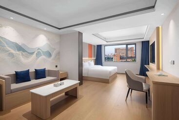 هتل Days Inn By Wyndham Kunming Panlong