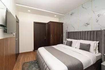 Hotel The Pine Retreat - Mall Road Dalhousie