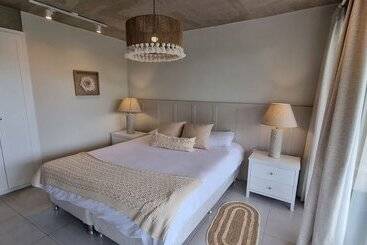 Апарт-отель Lasuiza Suites