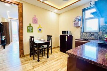 Bluo Medicity   Hotel Gurgaon