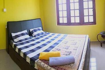 Hotel Apple Sara Home Stay