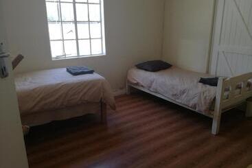 הוסטל Paarl Backpackers