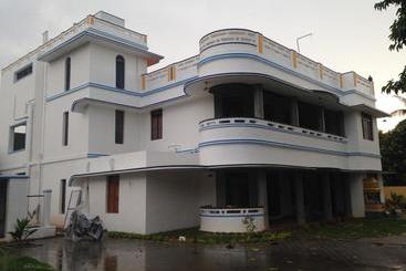 Hotel Fab Les Boganveillea