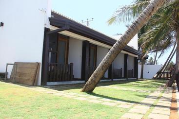 Hotel Love Birds Beach