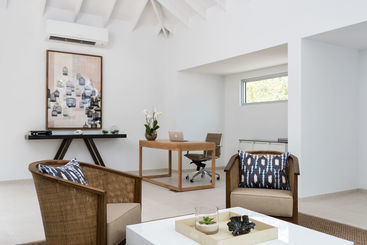 Resort Beach Enclave North Shore