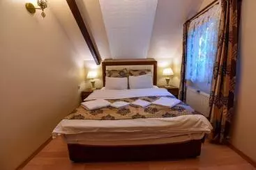Hotel Ada Bungalow