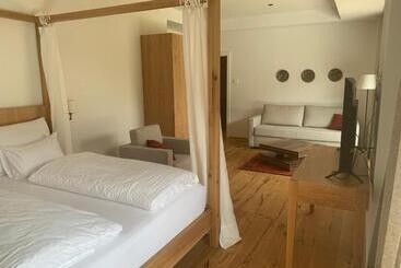 Weinhaus Nigl   Hotel, Restaurant Und Spa