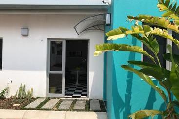 مبيت وإفطار Hp Twelve Accommodation