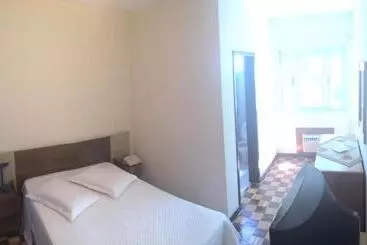 ホテル Tourist Araranguá