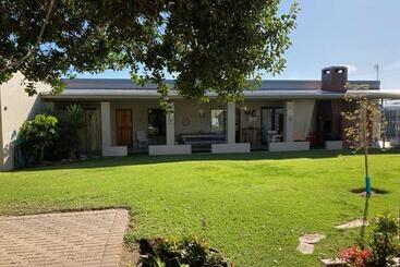 فندق صغير Waves Of Witsand