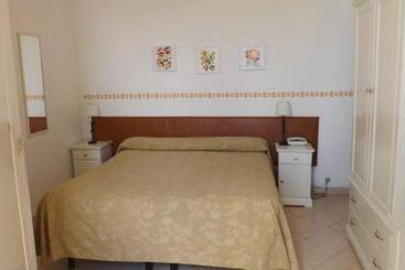 בית מלון כפרי Azzurro