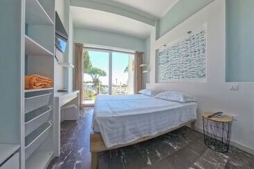 Отель Capo Circeo