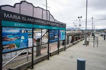 Отель Orford Blue Waters