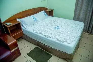 Otel Résidence Hôtelière De Moungali