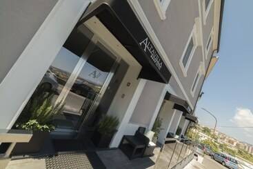 Отель Altavilla Catanzaro