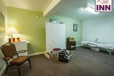 Hotel South Country Inn