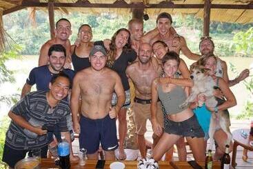 Vangvieng Rock Backpacker Rooftop Hostel