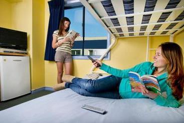 Cronulla Beach Hostel