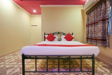 Hotel Oyo Stayout For Family At Calangute