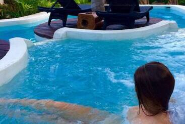 هتل Para Ti Adults Only