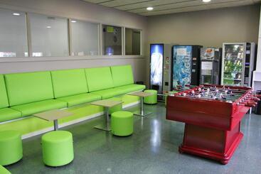 هاستل Residencia Tomás Alfaro Fournier