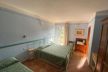 Отель Albergo Il Sicomoro