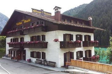 Otel Albergo Meublè Victoria