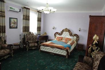 ホテル Qibla Tozabog