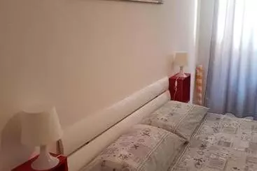 ベッドアンドブレックファースト Da Laura