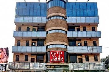 فندق Yadu Residency