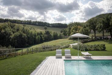 ベッドアンドブレックファースト Agriturismo Colle Casini Cortesi