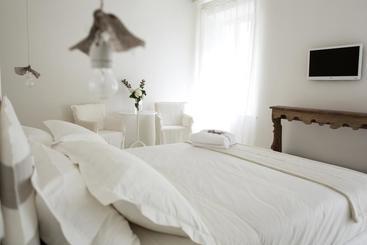 B&b Di Charme Le Contrade