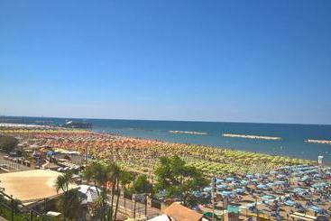 בית מלון כפרי Laura