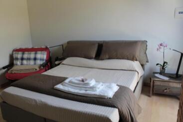 استراحتگاه Country House Erba Regina