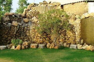 בית מלון כפרי Madhuvan