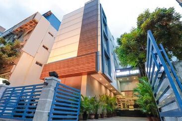 Hotell The Mount City Near Us Consulate