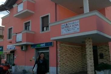 Bed & Breakfast La Perla Rosa