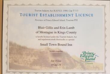 צימר Small Town Bound Inn