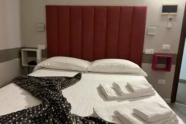 Hotelli Albergo Al Cacciatore Tortellinando