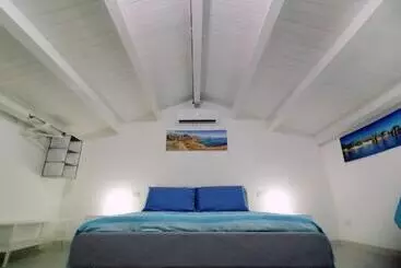 Aamiaismajoitus (B&B) Donnaciccinatrapani