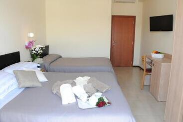 בית מלון כפרי Lanzoni