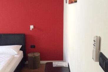 ベッドアンドブレックファースト Riva City View