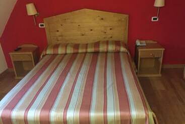 Lo Sciatore Hotel & Restaurant